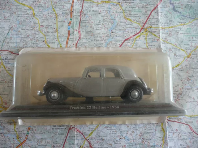 CITROËN Traction 22 Berline 1934 Universal Hobbies 1/43 en blister