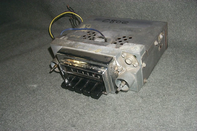 Core AM Radio 68 69 Ford Fairlane Torino Cobra Ranchero/Mercury Montego Cyclone