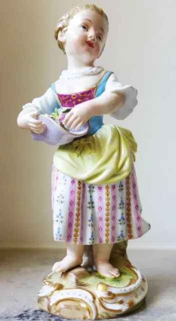 Meissen Gärtnerkind - Mädchen mit Blumen im Hut