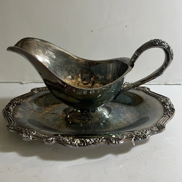 VTG International Silver Plated Gravy Boat W/plate Attached ,Floral Designed