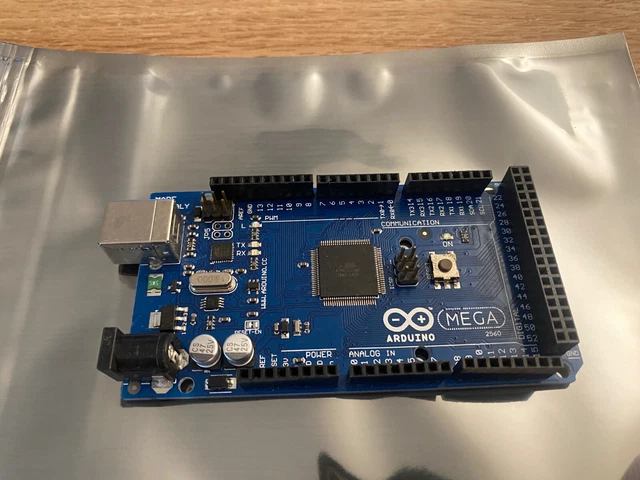 Arduino Mega 2560 R3 microcontroller board