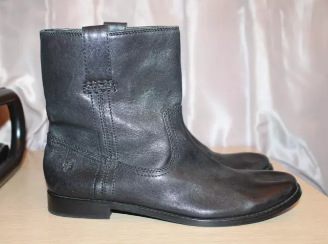 FRYE Women's Anna Shortie Flat Boot 8 M Black Slouch Ankle Pull On EUC