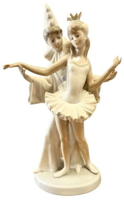 Lladro Carnival Couple #4882 figurine ballerina clown Spain With Original Box