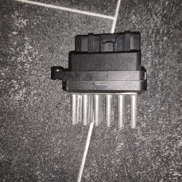 FORD FIESTA MK7 Focus Kuga Mondeo HEATER BLOWER MOTOR FAN RESISTOR £10.