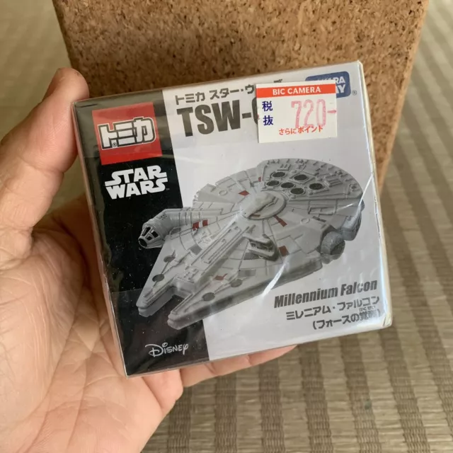 Takara Tomy Tomica Star Wars Millennium Falcon TSW-08 The Force Awakens SEALED