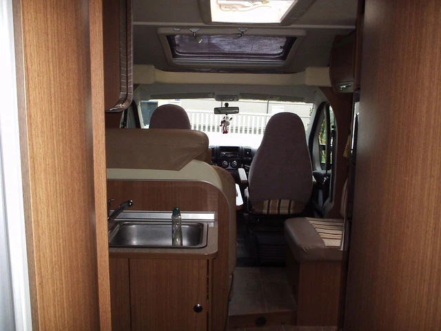 camping car diesel BURSTNER 13