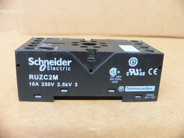 Schneider Electric Telemecanique Ruzc2M Relay Socket 250V 10A 8 Pin