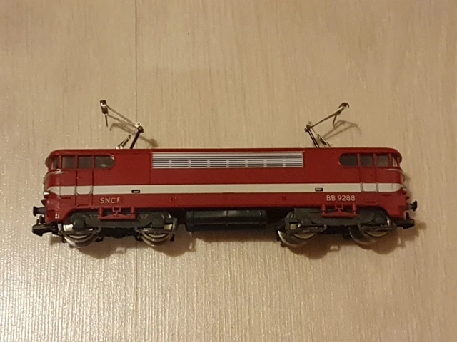 JOUEF - SNCF -  LOCOMOTIVE ELECTRIQUE   TYPE  BB 9288  " CAPITOLE " -  Ech HO  -