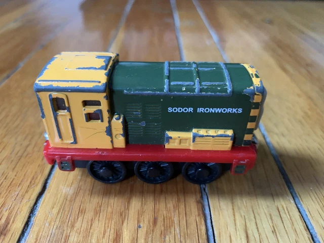 Fourches Daewoo Modèle Réduit Ferraille 1/76 échelle OO - Pour Diorama Ou Réseau De Train