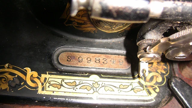 Machine A Coudre Singer Ancienne Numero De Serie MACHINE A COUDRE Singer de 1906 de collection, numéro de série S998349