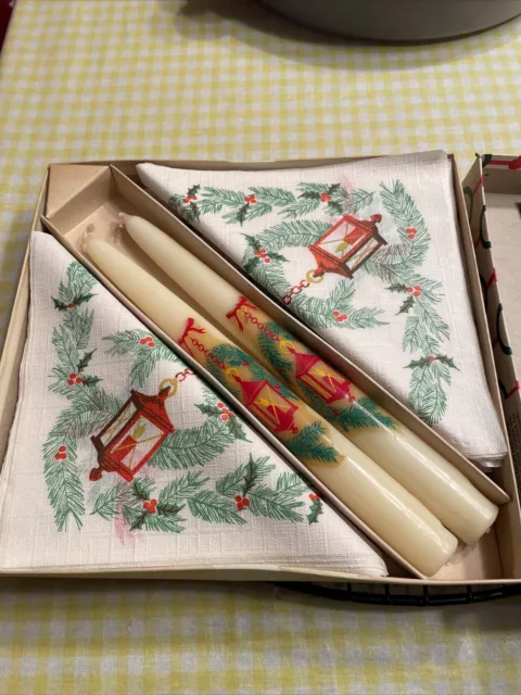 2 Vintage Penn Wax Christmas Taper Candles w/ 18 Napkins & 1 Table Runner.