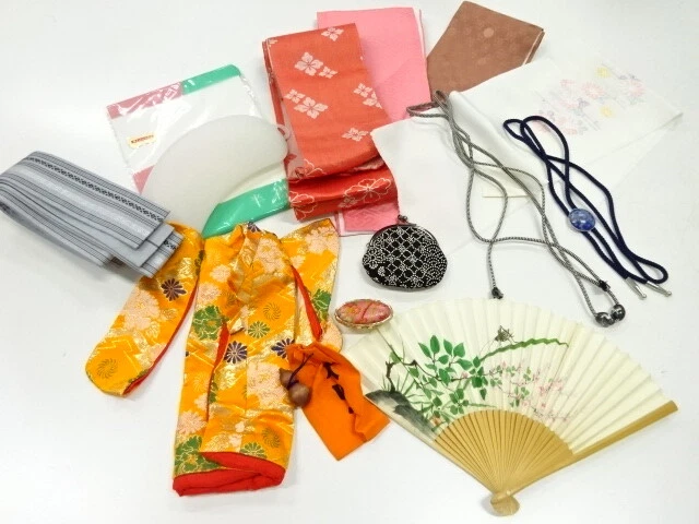35721# Japanese Kimono / Kimono Wearing Set