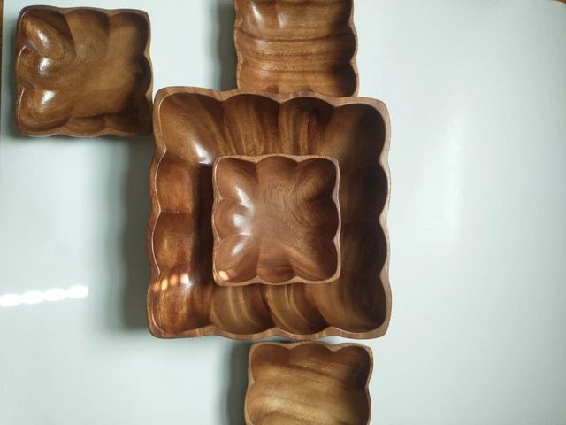 Vintage Hand Carved Wood Monkey Pod Salad Serving bowl/ Four bowls