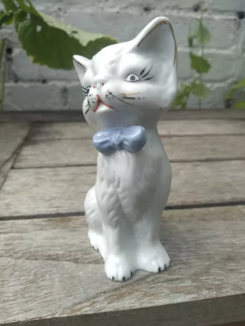 Vintage Cute Kitsch Ceramic Cat Figurine