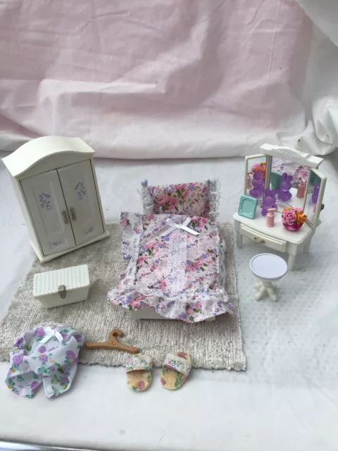 Sylvanian Families Girls Bedroom Set