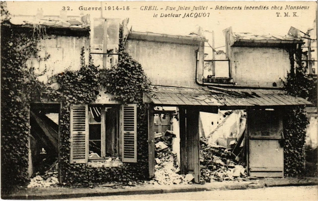 CPA Creil Rue Jules Juillet FRANCE (1014094)
