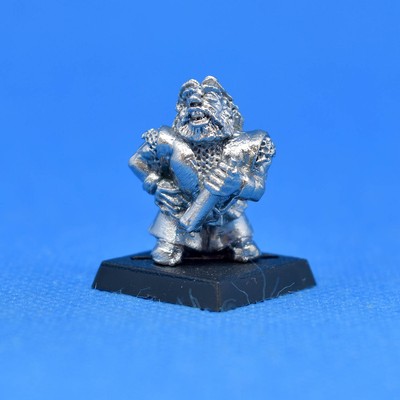 WARHAMMER CITADEL OOP 1980s D7 DWARF VILLAGER CANDLEMAKER METAL GAMES WORKSHOP 
