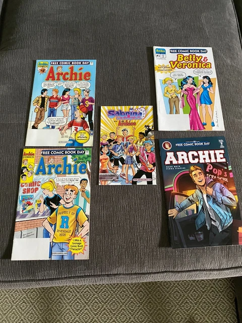 5 book Lot#2 MANGA MINI SABRINA TEENAGE WITCH,BETTY&VERONICA 3 ARCHIE BOOKS FCBD