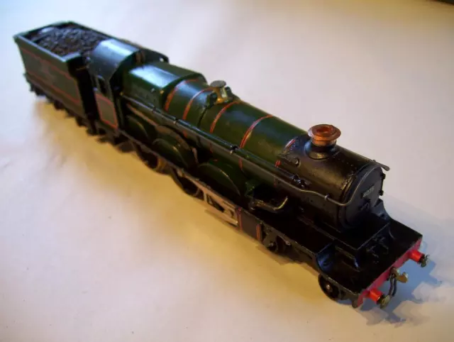 Hornby Dublo 2 Rail BR Green 4-6-0 Loco & Tender Cardiff Castle 4075 OO GAUGE 00