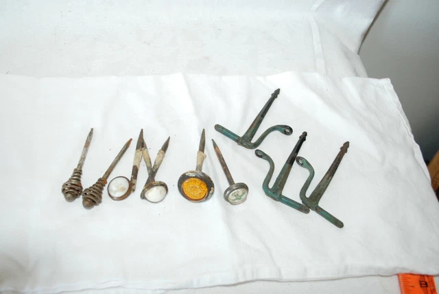Set 8 Victorian Picture Nails  Hangers