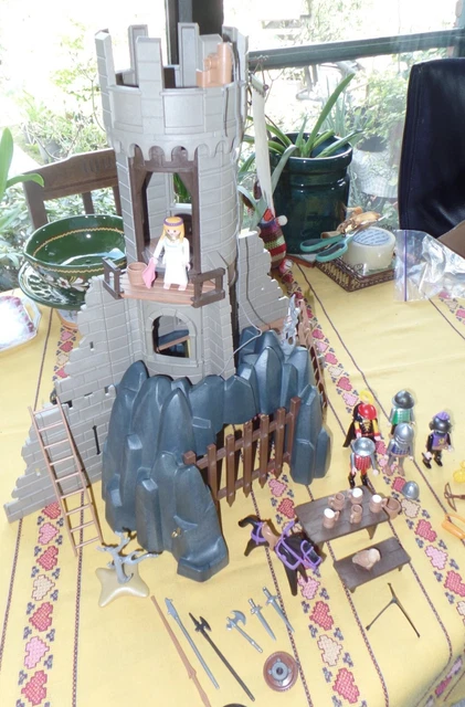 Playmobil 3666 - Château de 1993 en bon état