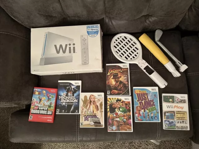 nintendo wii bundle with game and accessories