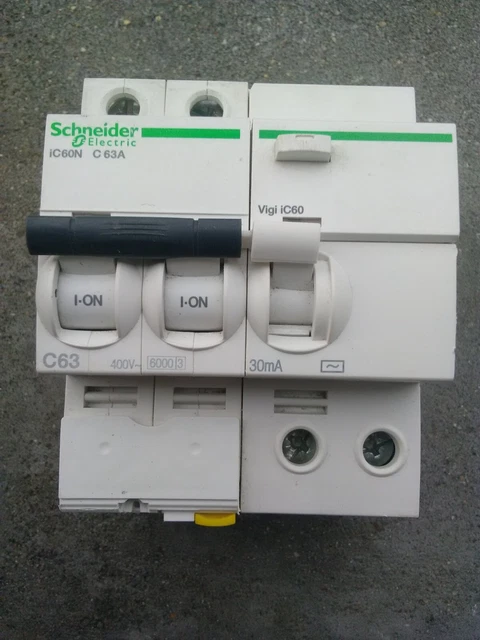 disjoncteur schneider - ic60n - 1 pôles - 10 ampères - courbe c - schneider electric a9f77110