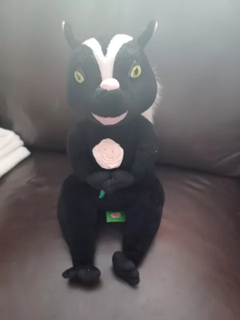 Dreamworks Stella the skunk soft toy from Over the Hedge film