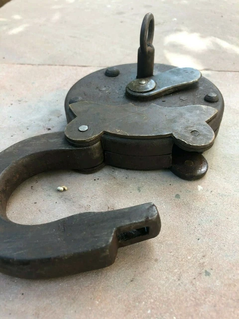 Ein Altes Primitives Massives Eisen-Messing Für Riesige Vorhängeschlösser... 9