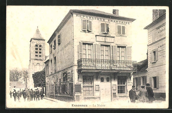 CPA Essonnes, La Mairie
