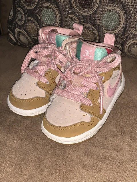 Looney discount toon jordans