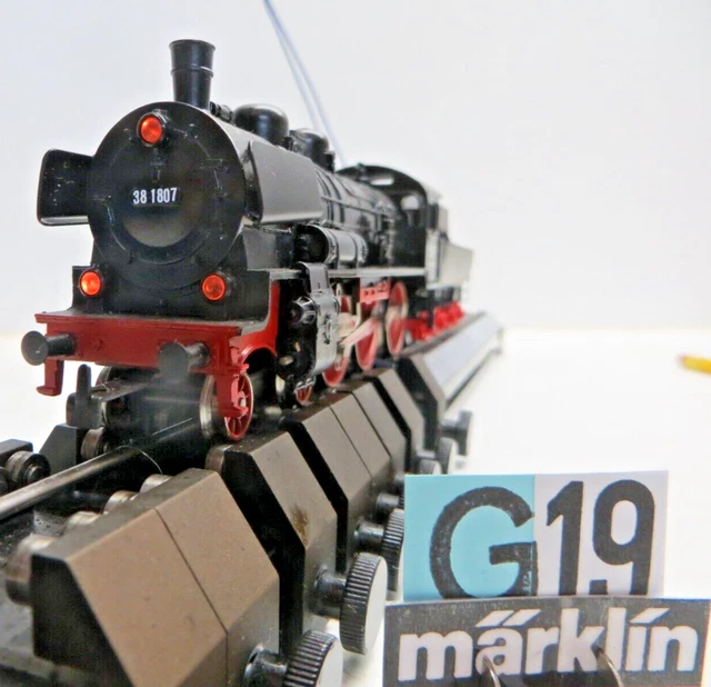 Locomotive à vapeur avec tender (1) - BR 01 - DB