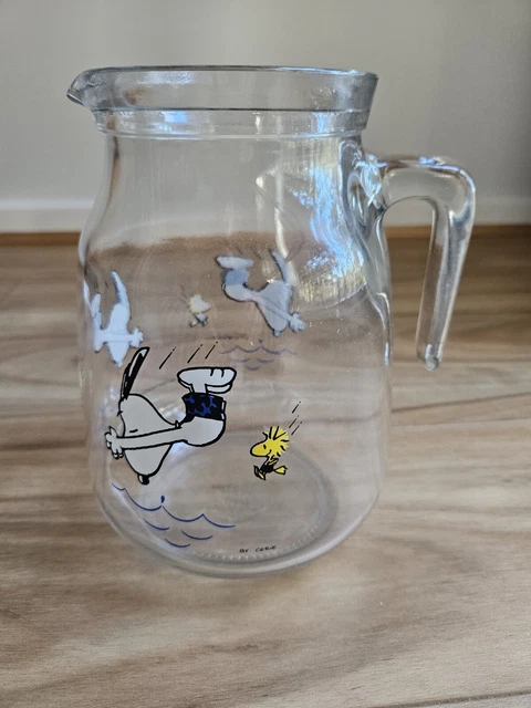 VINTAGE SNOOPY & Woodstock Peanuts Glass Jug Pitcher 1958-1965