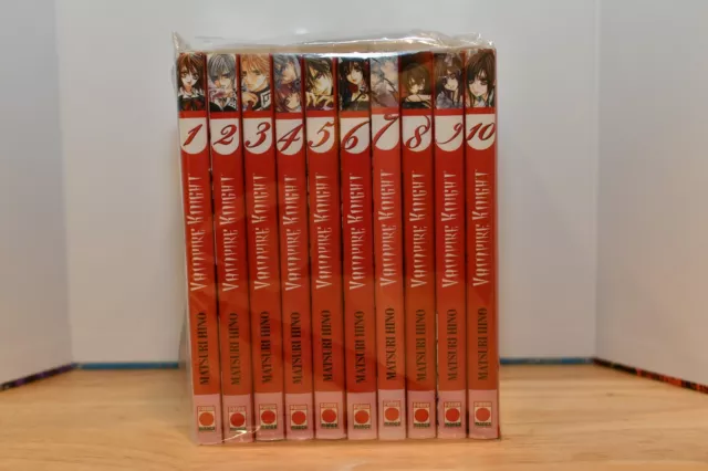 Lot Manga : Vampire Knight (Panini) - Tomes 1 à 10  [fr]