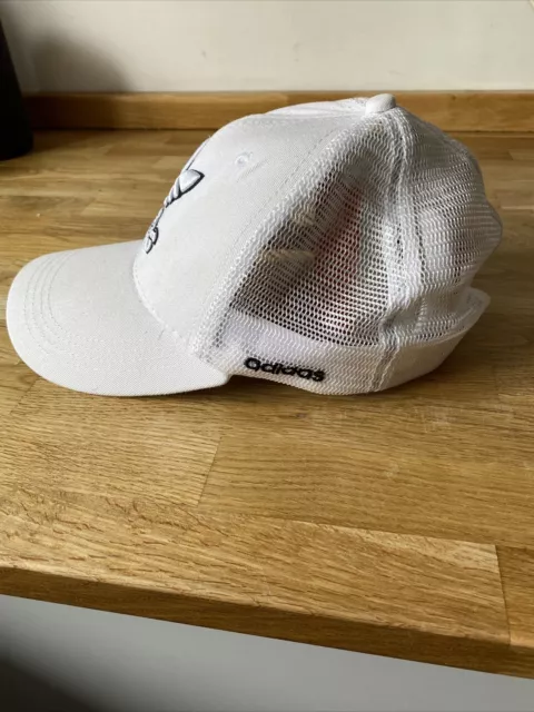 ADIDAS berretto da camionista regolabile bianco 2