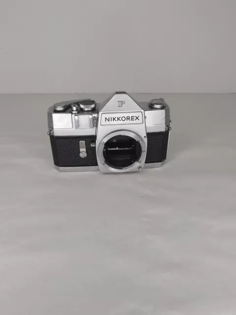 Nikkorex F 35mm Camera with Soligor 1:3.5 f=80-200mm and Accura Zoom Duplivar