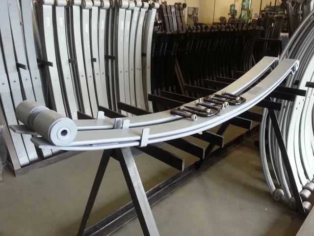 VAUXHALL MOVANO/RENAULT MASTER 2 LEAF REAR HEAVY DUTY SPRINGS (PAIR ...
