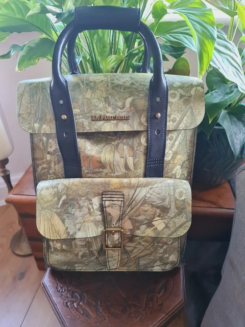 DR MARTENS TATE Dadd Black Pebble Leather Backpack, Reduced  display picture 1