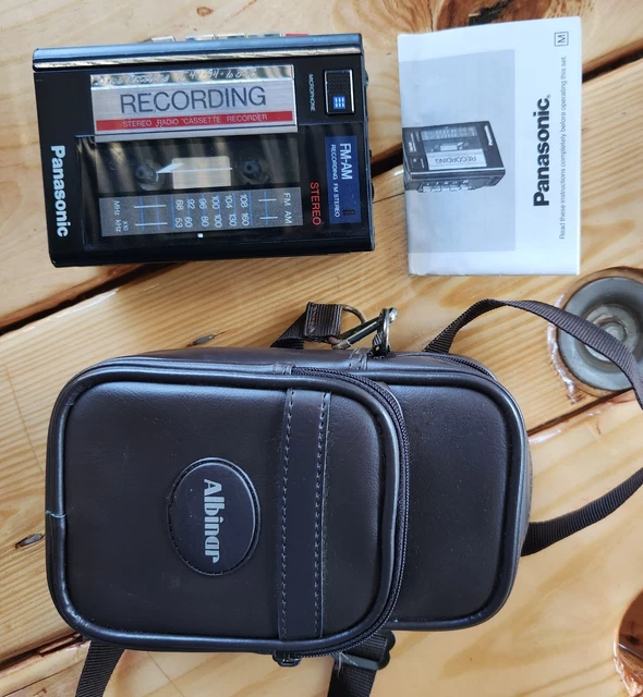 PANASONIC RXSR25 PORTABLE AM/FM RADIO CASSETTE PLAYER(Works Great) 55