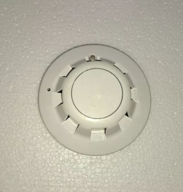 Apollo  Series 65 55000-317 Apo Optical Smoke Detector