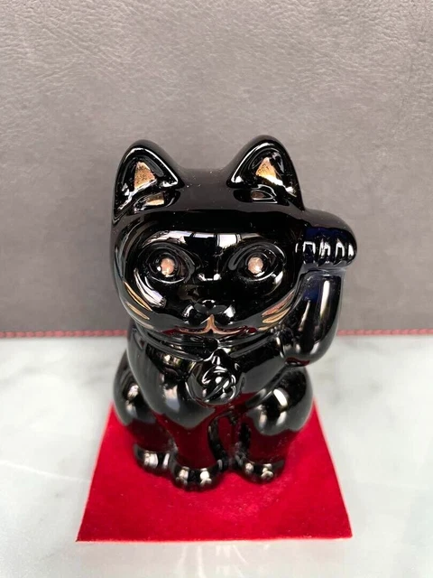 Baccarat Maneki Neko Lucky Beckoning Fortune Cat Black Crystal