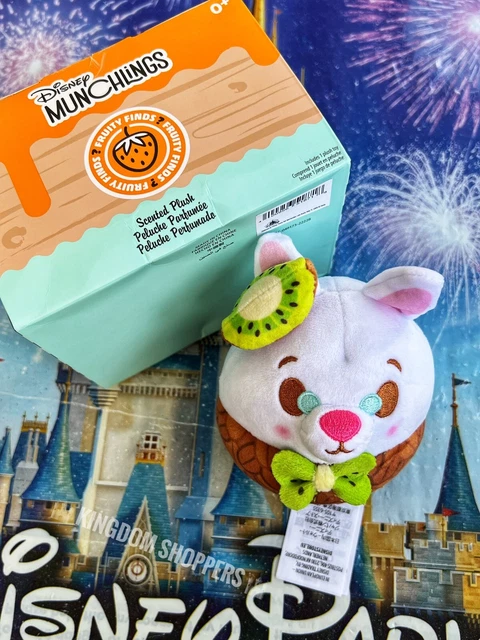 2023 Disney Parks Munchlings Fruity Finds White Rabbit Fruit & Granola Parfait