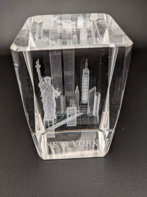 Pre-9/11 New York City Twin Towers 3D Laser Etched Crystal Paperweight Souvenir