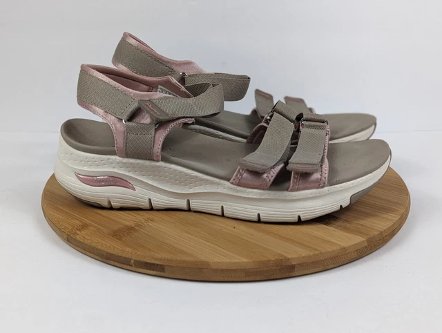 Skechers Arch Fit Womans Size 11 Sandals Fresh Bloom Strappy Adjustable Shoes