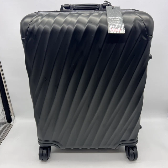 TUMI 19 Degree International Carry-On in Titanium