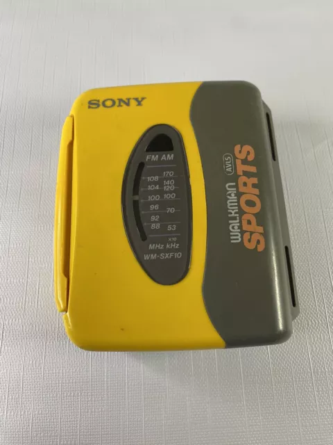 Sony Sports Walkman WM-SXF10 Radio AM/FM Cassette Player Used