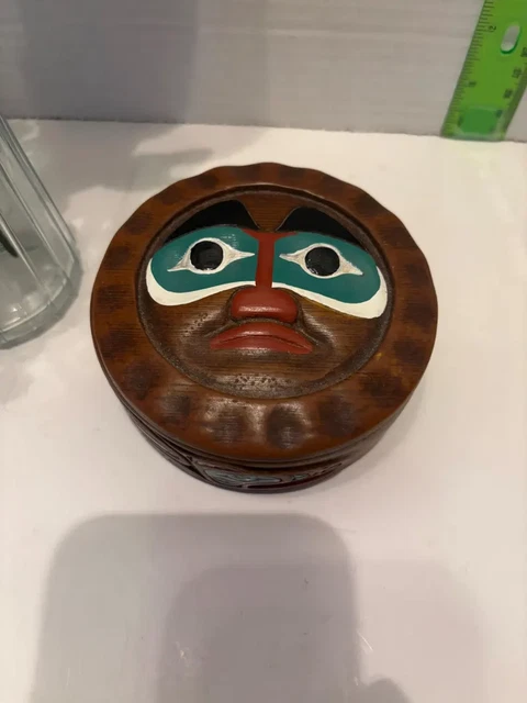 ビンテージ　シロクマ　エスキモー　ネイティブアメリカン　ハンドクラフト　彫刻 Older VINTAGE Pieces – Inuit Sculptures Art Gallery