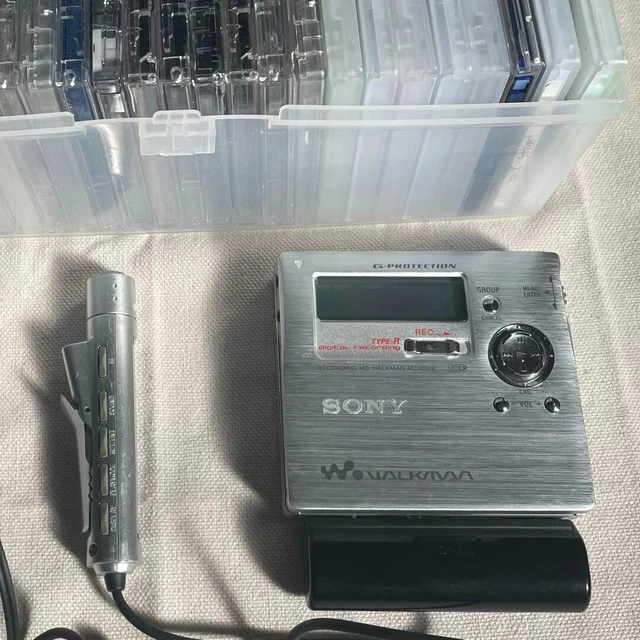 SONY MZR909 S Silver MD Walkman Portable Minidisc Recorder MDLP w
