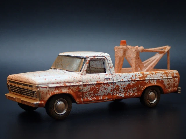 1/18 FORD F-100 WRECKER  DÉPANNEUSE  - 1953