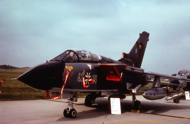 ORIGINAL COLOUR SLIDE, Luftwaffe Tornado IDS, 1980's. EUR 0,60